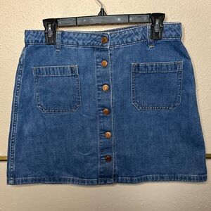 Gap Vintage-Inspired Button-Front Denim Mini Skirt | Size 28 | Medium Wash